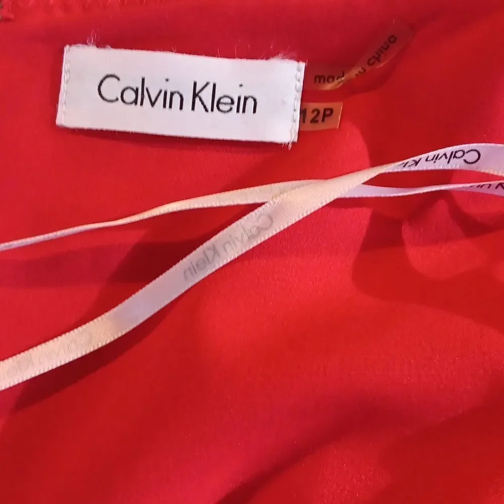 Calvin Klein Red Dress With Hardware. - Picture 7 of 9